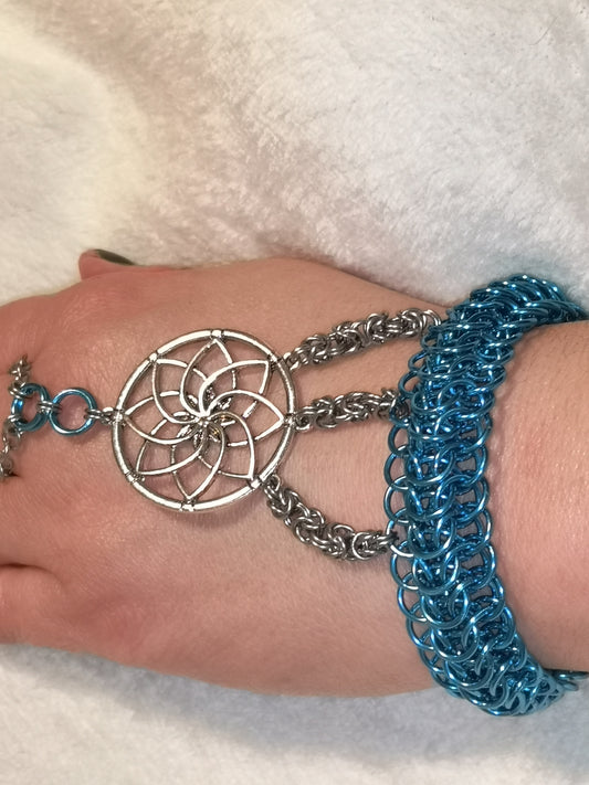 Blue Hand-flower with Lotus medallion